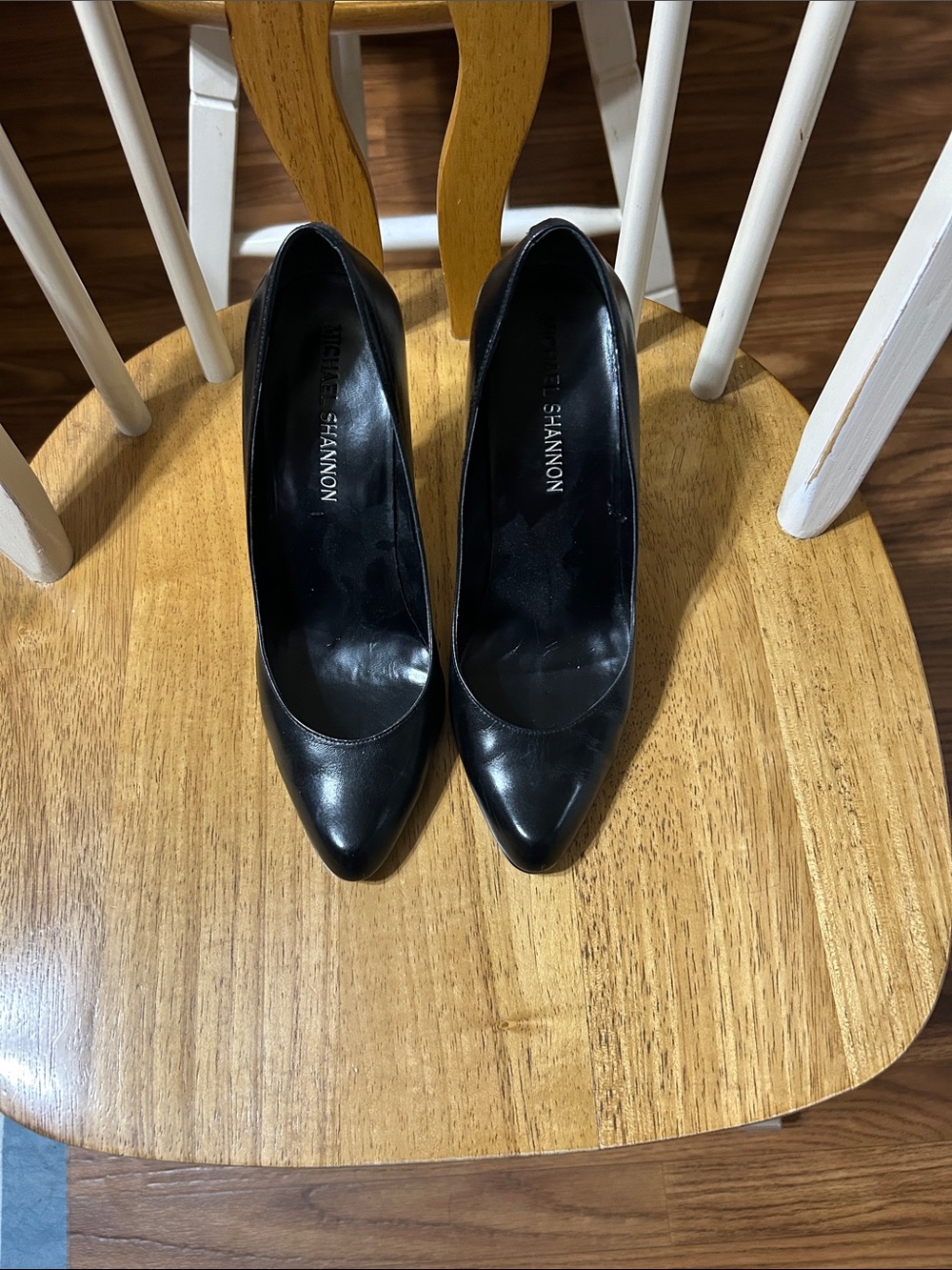 Michael Shannon Black Pointed Leather Pumps